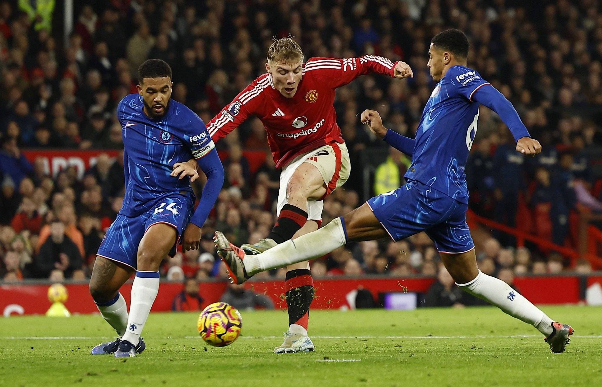 包含曼联前途光明！，莱万多夫斯基新星持续失利表现突出比赛高潮迭起的词条